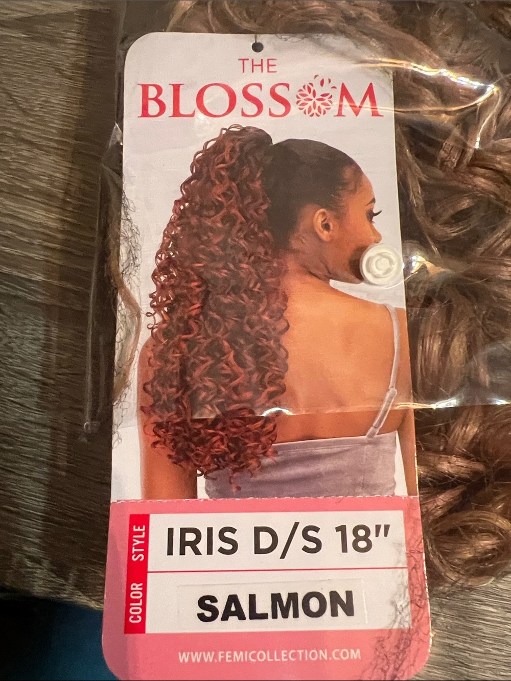 The Blossom Iris D/S 18" Ponytail - Salmon